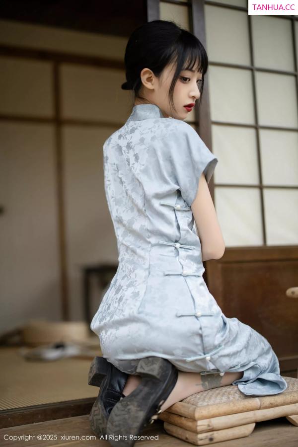   [XiuRen]高清写真图 2025.05.15 No.10278 茂木希子 日式旗袍第19张图片